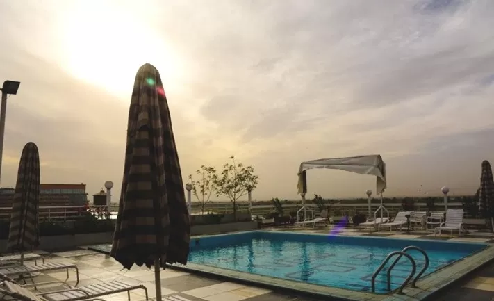 New Pola Hotel
